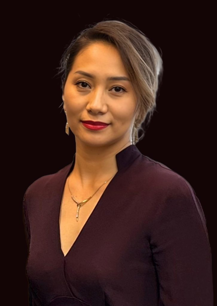 Elvira M.